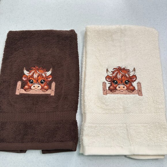 Highland Cow Towels Embroidered Hand Towel Set Beige Brown Cute Bathroom Decor - Picture 1 of 5